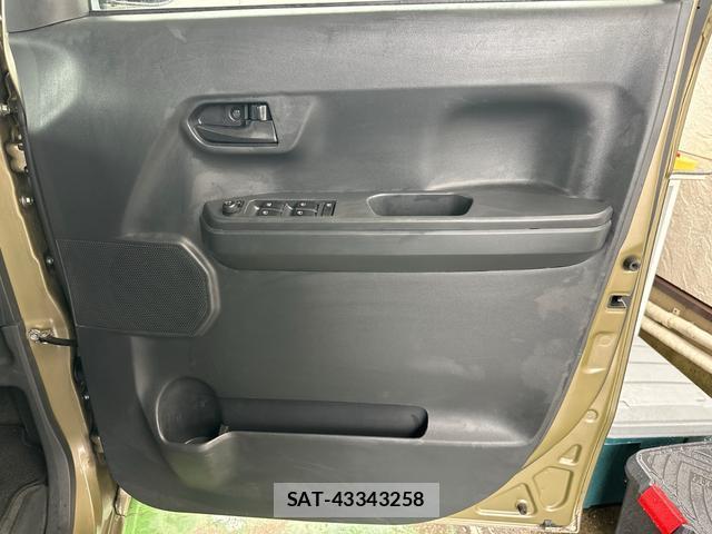 Daihatsu WAKE 2022-09 8814421-16