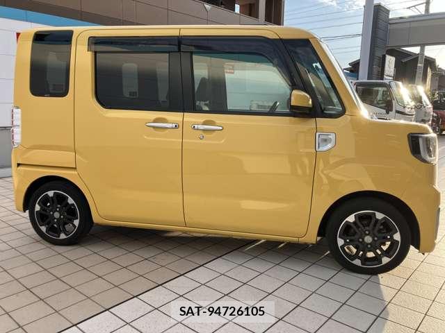 Daihatsu WAKE 2015-06 8814698-7