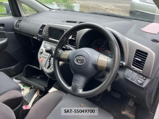 Toyota WISH 2003-09 8812430-14
