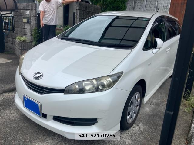Toyota WISH 2011-10 8813322-1