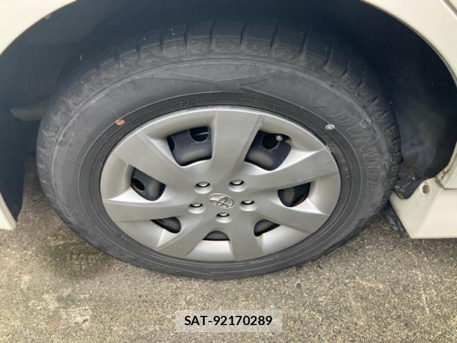 Toyota WISH 2011-10 8813322-12