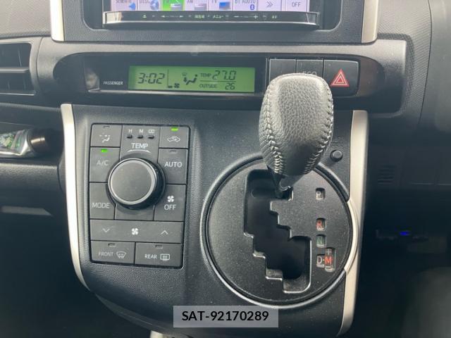 Toyota WISH 2011-10 8813322-14