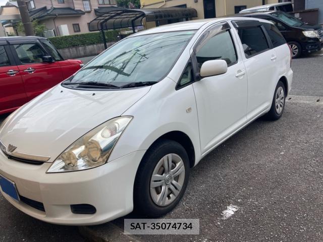 Toyota WISH 2004-02 8813518-1