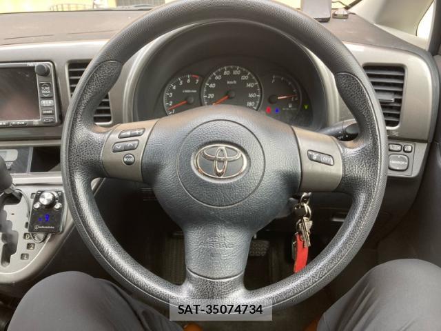 Toyota WISH 2004-02 8813518-11