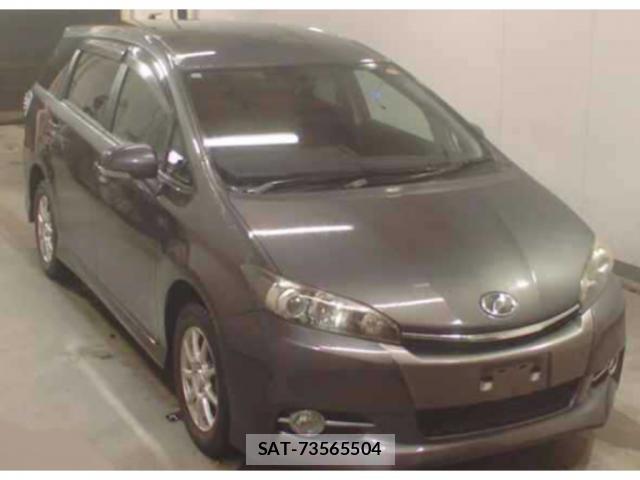 Toyota WISH 2013-10 8816654-0