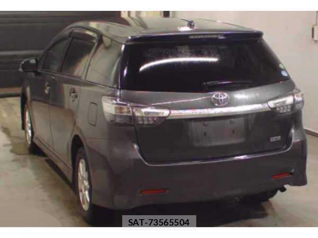 Toyota WISH 2013-10 8816654-1