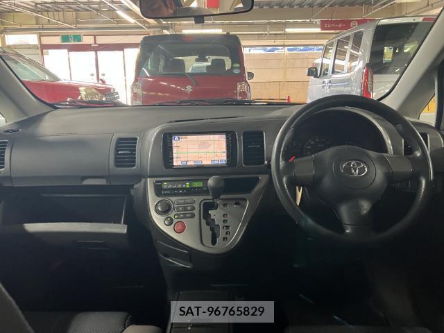 Toyota WISH 2004-11 8817729-2