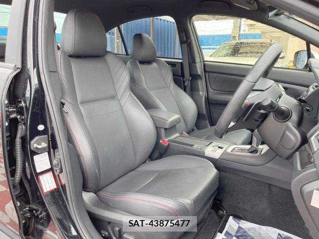 Subaru WRX S4 2015-12 8814367-8