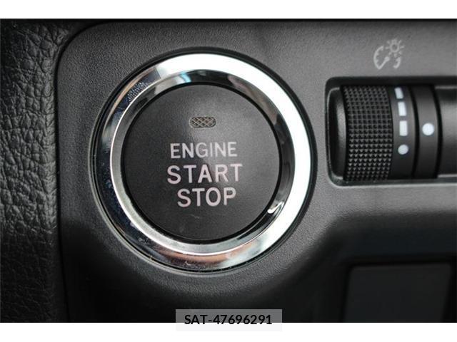Subaru WRX S4 2017-08 8815665-4