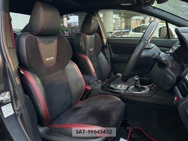 Subaru WRX STI 2019-10 8813132-10