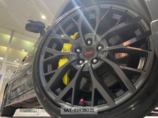 Subaru WRX STI 2019-04 8813137-13