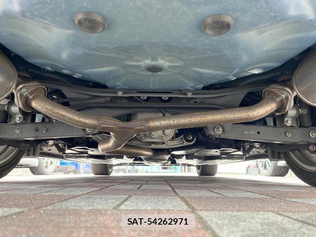 Subaru WRX STI 2018-07 8814374-18