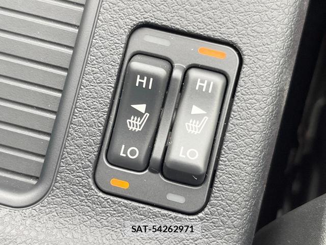 Subaru WRX STI 2018-07 8814374-7