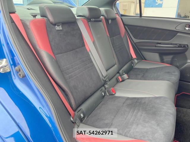 Subaru WRX STI 2018-07 8814374-9