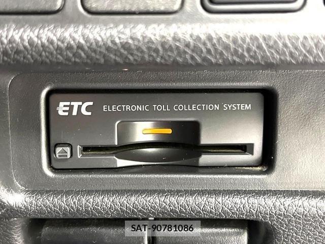 Nissan X-TRAIL 2015-07 8812033-6