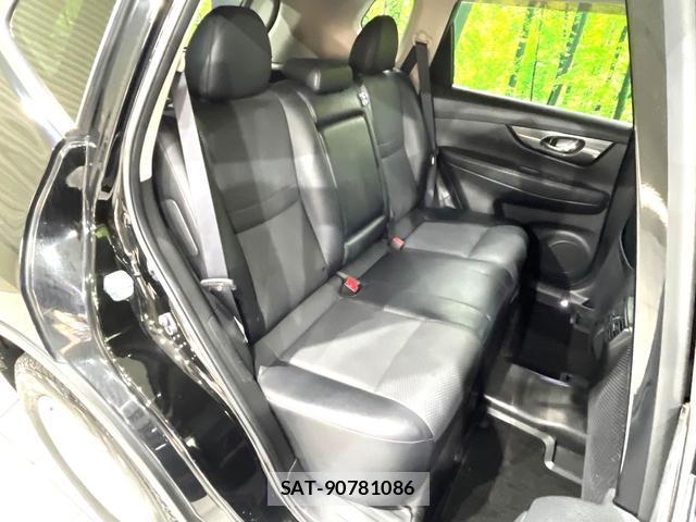 Nissan X-TRAIL 2015-07 8812033-9