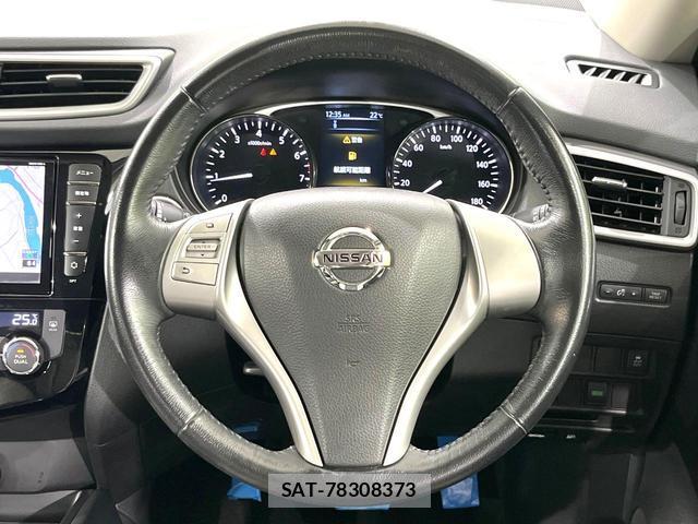 Nissan X-TRAIL 2016-01 8812052-11