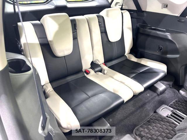 Nissan X-TRAIL 2016-01 8812052-9