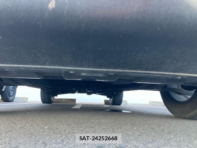 Nissan X-TRAIL 2014-07 8812421-1