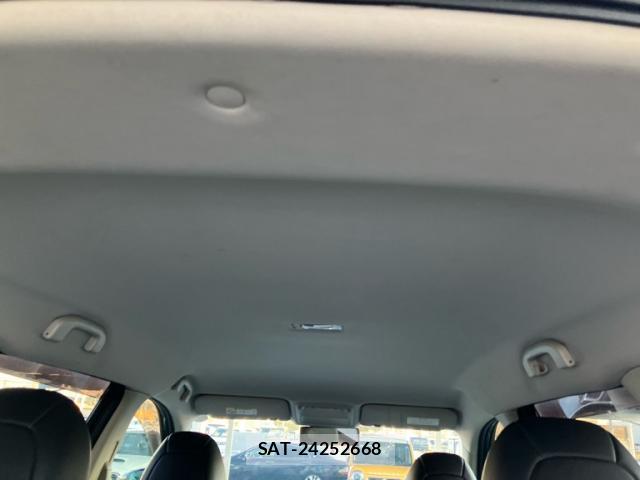 Nissan X-TRAIL 2014-07 8812421-11