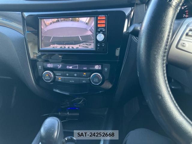 Nissan X-TRAIL 2014-07 8812421-6
