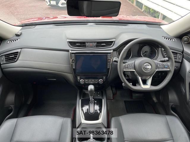 Nissan X-TRAIL 2019-05 8812531-1