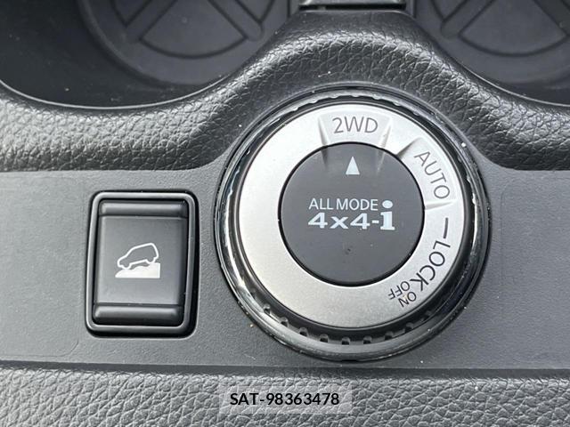 Nissan X-TRAIL 2019-05 8812531-4