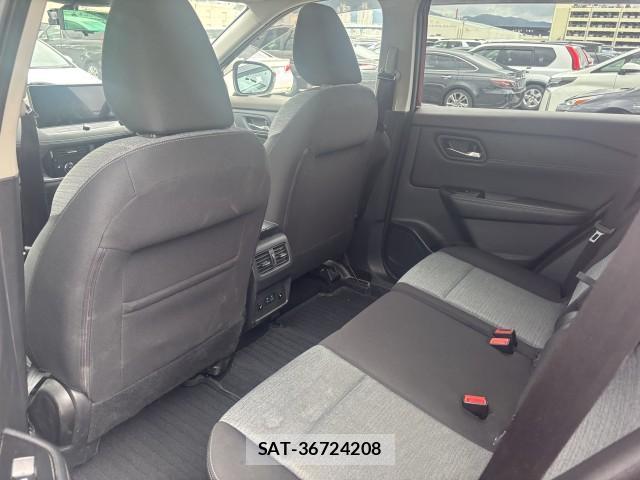 Nissan X-TRAIL 2022-09 8812700-4