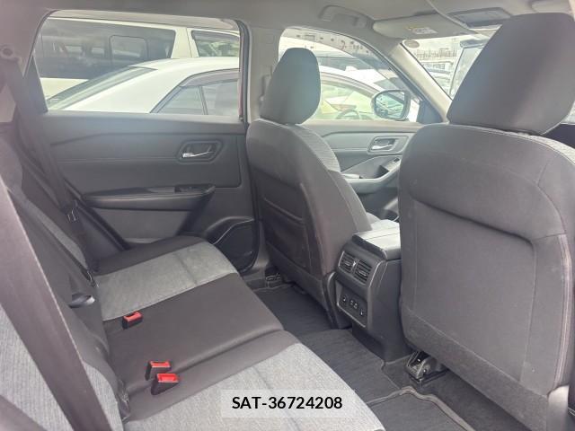 Nissan X-TRAIL 2022-09 8812700-5