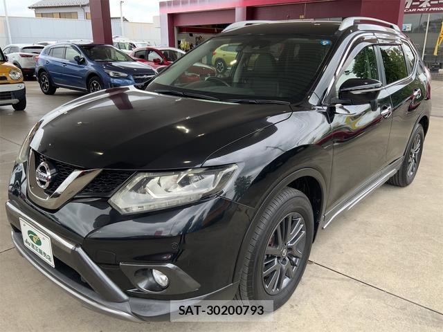 Nissan X-TRAIL 2015-04 8813018-0