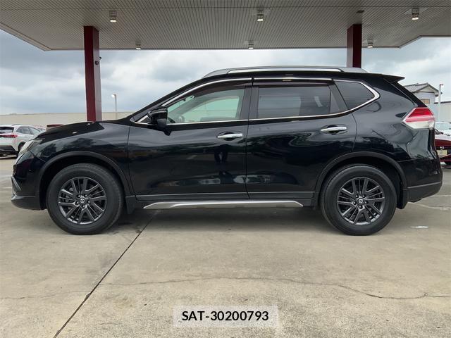 Nissan X-TRAIL 2015-04 8813018-4