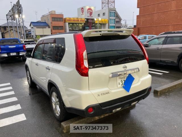Nissan X-TRAIL 2011-06 8813341-2