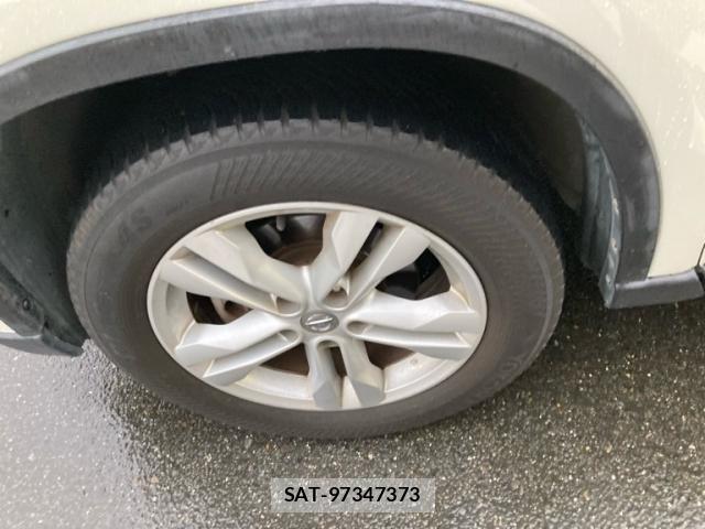 Nissan X-TRAIL 2011-06 8813341-4