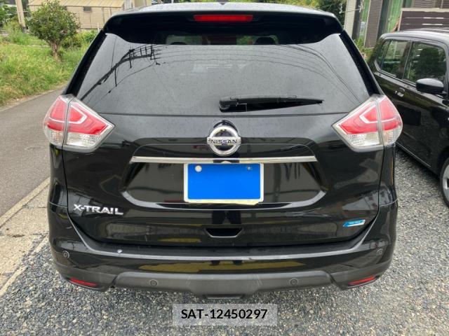 Nissan X-TRAIL 2014-01 8813450-1