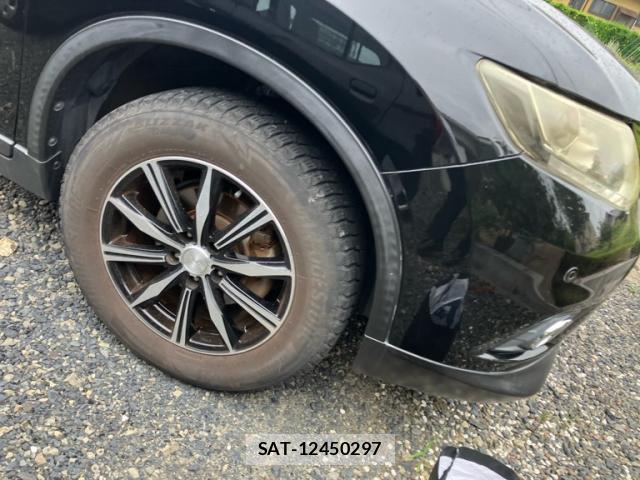 Nissan X-TRAIL 2014-01 8813450-4