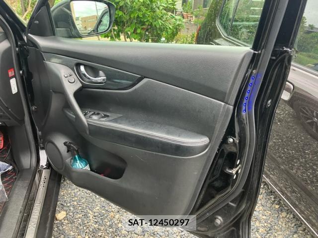 Nissan X-TRAIL 2014-01 8813450-6