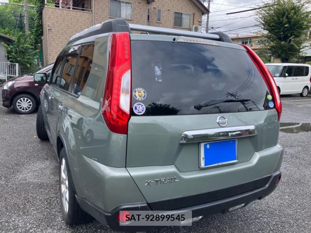 Nissan X-TRAIL 2012-02 8813503-1
