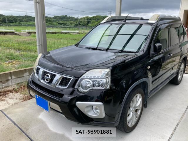 Nissan X-TRAIL 2012-08 8813545-1
