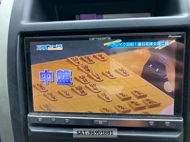 Nissan X-TRAIL 2012-08 8813545-10