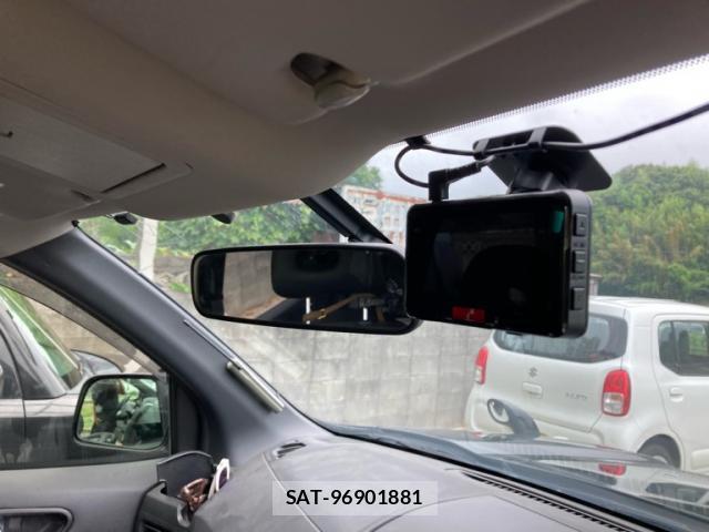 Nissan X-TRAIL 2012-08 8813545-8
