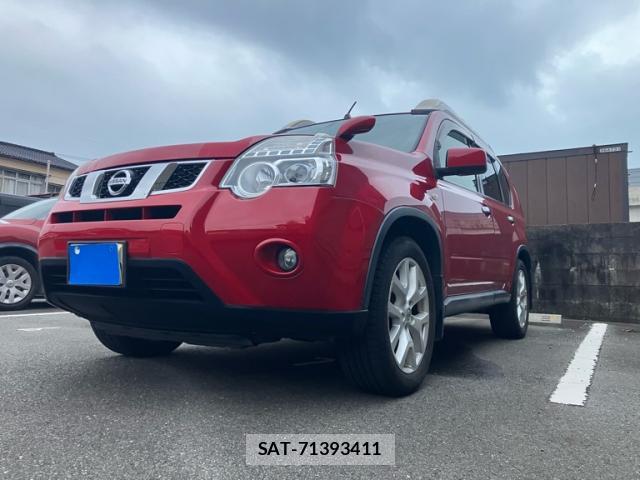 Nissan X-TRAIL 2012-07 8813555-1