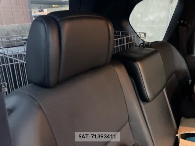 Nissan X-TRAIL 2012-07 8813555-10