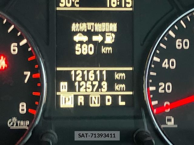 Nissan X-TRAIL 2012-07 8813555-16