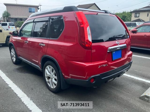 Nissan X-TRAIL 2012-07 8813555-3