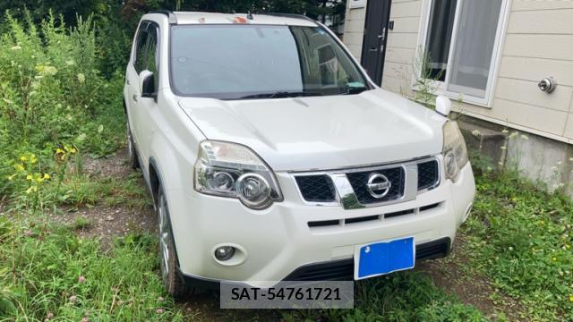 Nissan X-TRAIL 2012-09 8813558-0
