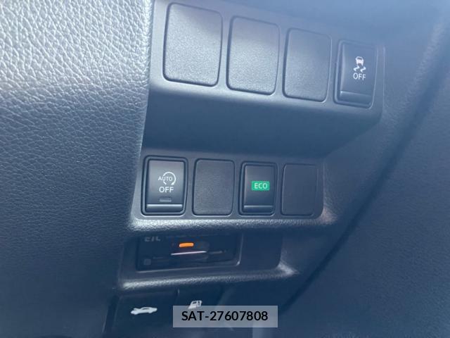 Nissan X-TRAIL 2014-12 8813619-18