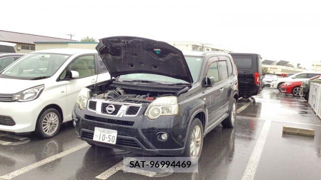 Nissan X-TRAIL 2011-07 8813678-1