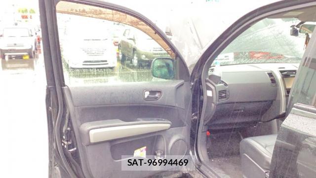 Nissan X-TRAIL 2011-07 8813678-11