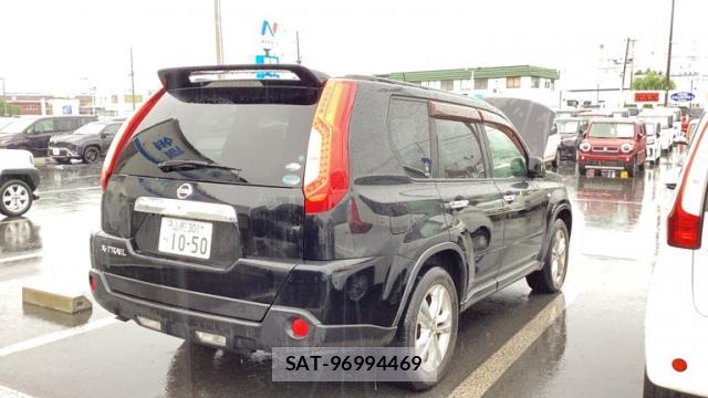 Nissan X-TRAIL 2011-07 8813678-13