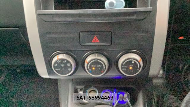 Nissan X-TRAIL 2011-07 8813678-17